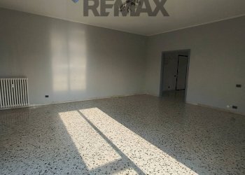 Soggiorno - Quadrilocale via Vignareto
 
12, Besana in Brianza - foto 11