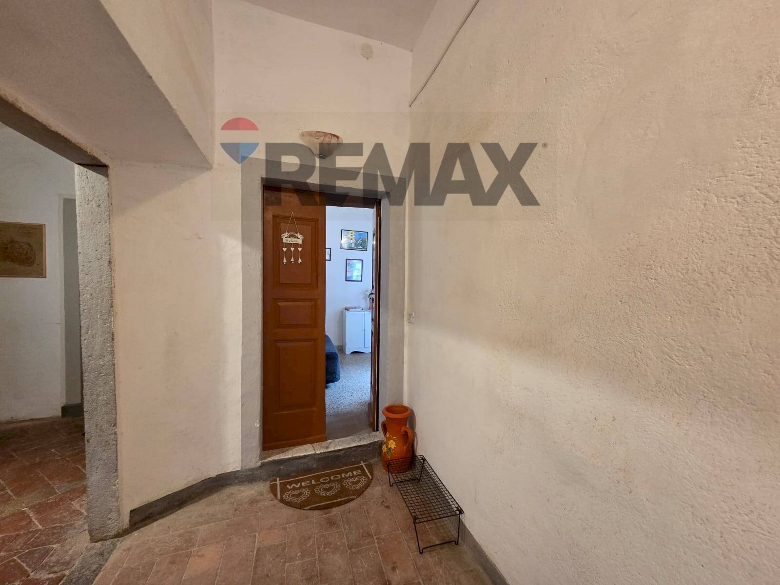 Hall / corridoio - Trilocale Monteverdi Marittimo - foto 2