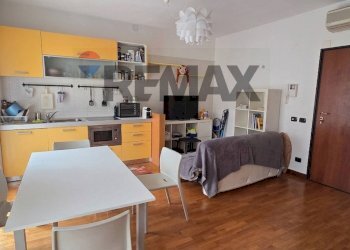 Sala da pranzo - Bilocale Via Gabriele Falloppio
 
9, Milano - foto 2