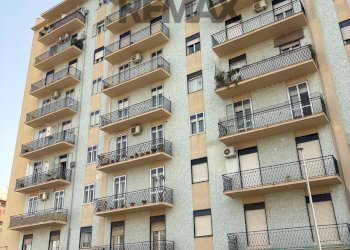 Edificio all\'aperto - Appartamento piazza Leone Cuella
 
12, Siracusa - foto 1
