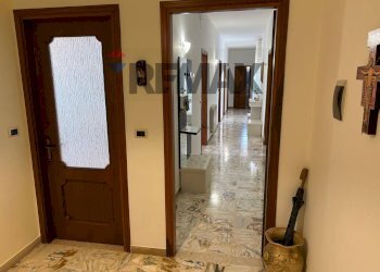 Hall / corridoio - Appartamento piazza Leone Cuella
 
12, Siracusa - foto 3