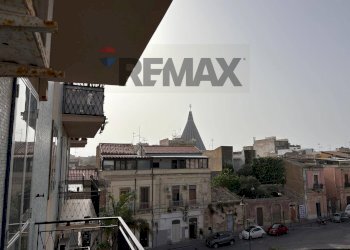 Edificio all\'aperto - Appartamento piazza Leone Cuella
 
12, Siracusa - foto 9