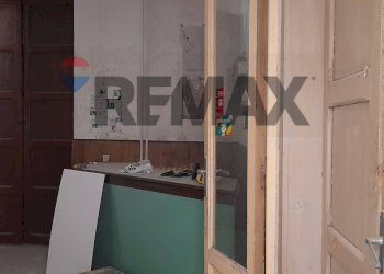 Bagno - Commercial Premises Via Santissimo Salvatore
 
12, Caltagirone - photo 3