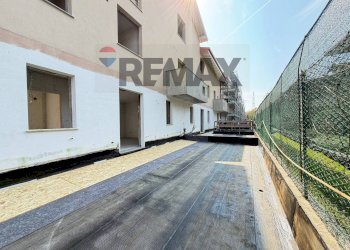 Edificio all\'aperto - Trilocale VIA SAN DONATO
 
16, Osio Sotto - foto 42