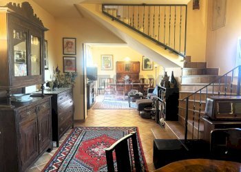 Scale - Villa Via Romana
 
190/A, Mazzano Romano - photo 7