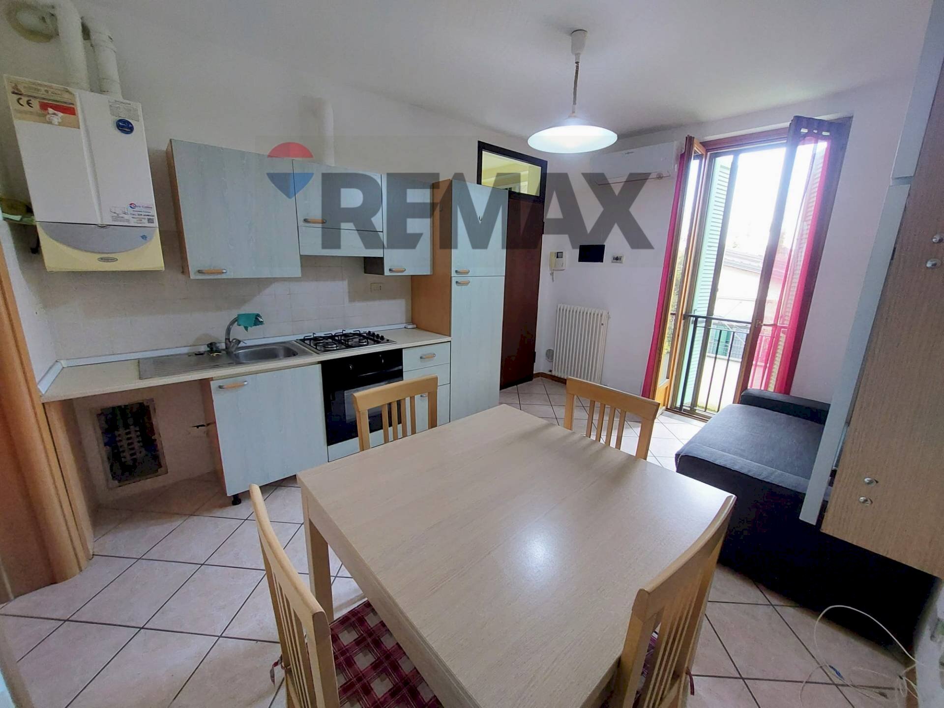 Cucina - Bilocale STRADA EUROSIA
 
35, Parma - foto 1