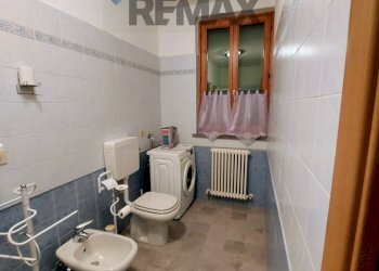 Bagno - Bilocale STRADA EUROSIA
 
35, Parma - foto 12