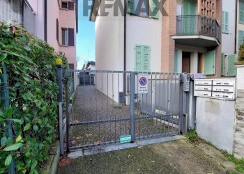 Edificio all\'aperto - Bilocale STRADA EUROSIA
 
35, Parma - foto 16