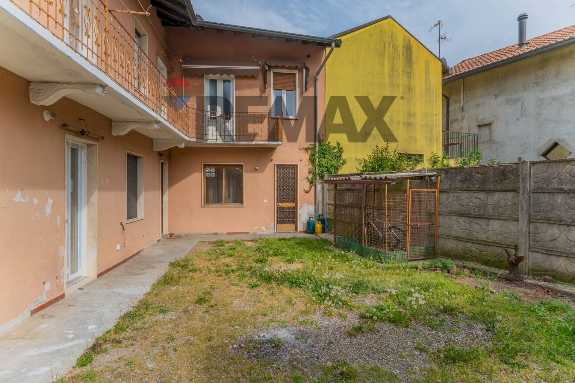 Casa all\'aperto - Trilocale via foro san martino
 
12, Cassano Magnago - foto 2