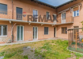 Casa all\'aperto - Trilocale via foro san martino
 
12, Cassano Magnago - foto 1