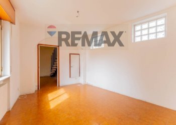 Stanza vuota - Trilocale via foro san martino
 
12, Cassano Magnago - foto 26