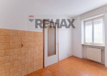 Stanza vuota - Trilocale via foro san martino
 
12, Cassano Magnago - foto 34