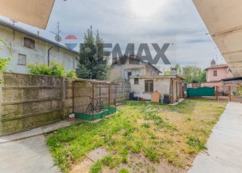 Giardino - Trilocale via foro san martino
 
12, Cassano Magnago - foto 38