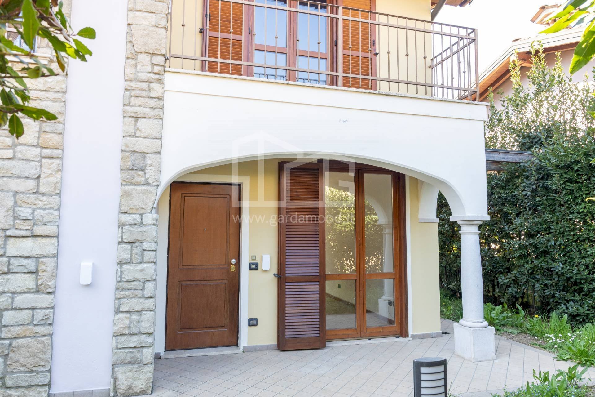Foto 1 - Villa a Schiera Via M Cerutti
 
84, Lonato del Garda - foto 1