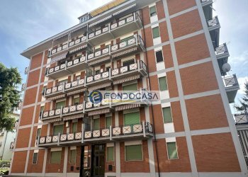 esterno - Quadrilocale via enrico fermi, Massa - foto 2