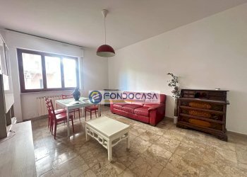 soggiorno - Quadrilocale via enrico fermi, Massa - foto 11