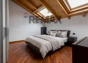 Camera / camera da letto - Attic Via Antonio Grmasci
 
4, Vanzaghello - photo 11