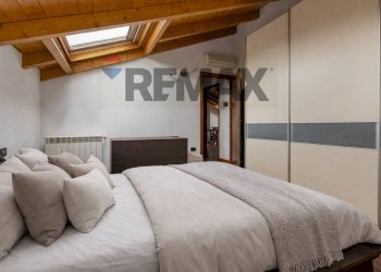 Camera / camera da letto - Attic Via Antonio Grmasci
 
4, Vanzaghello - photo 13