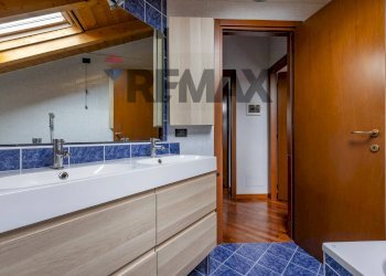 Bagno - Attic Via Antonio Grmasci
 
4, Vanzaghello - photo 17