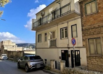 Edificio all\'aperto - Quadrilocale Via Nuova Sant'Antonio
 
67, Modica - foto 2