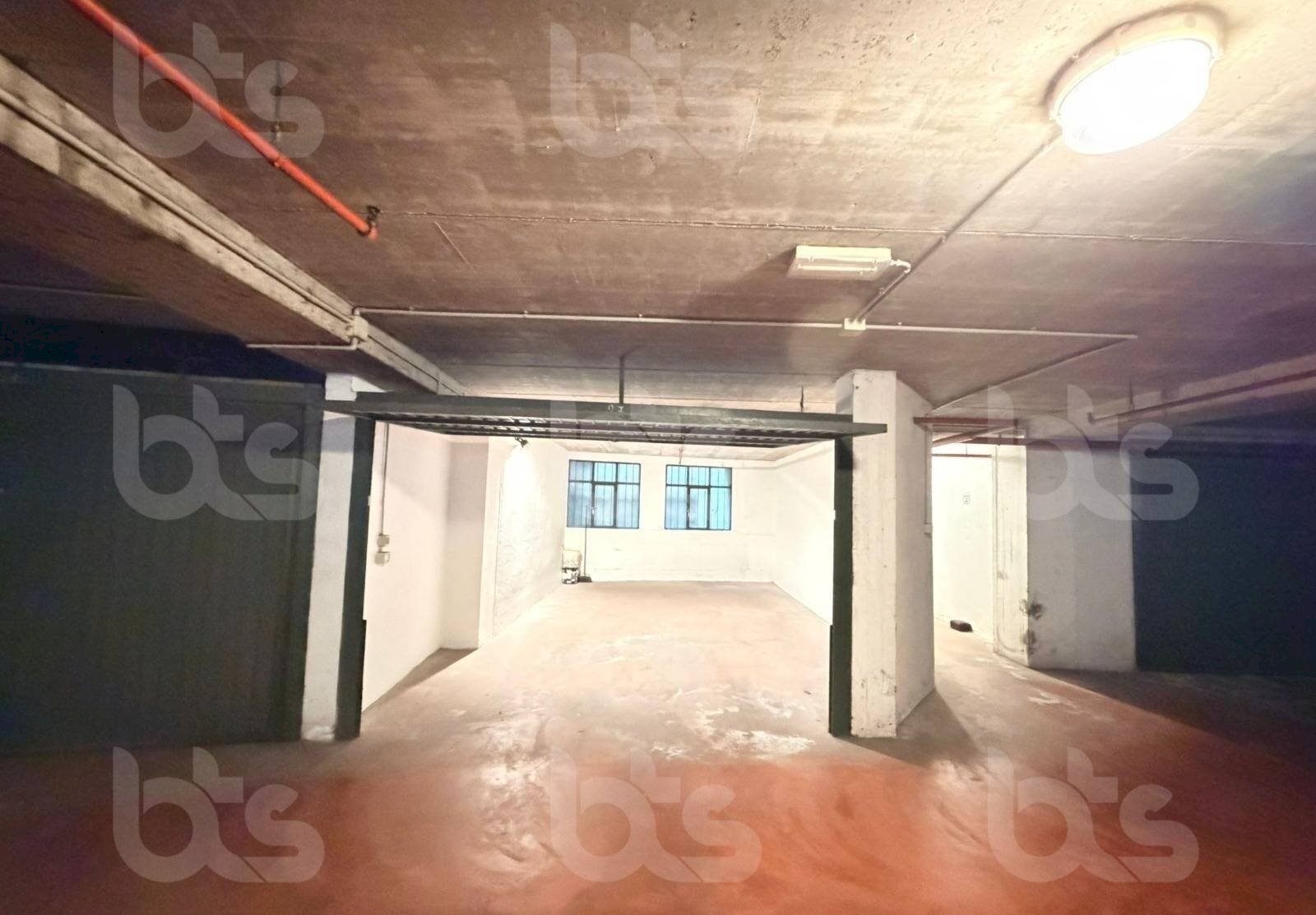 Foto 1 - Box Via V. Veneto, Sarnico - foto 1