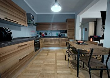 Cucina - Casa indipendente Via Mesagne
 
123, San Pietro Vernotico - foto 1