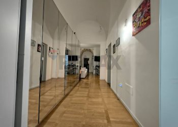 Hall / corridoio - Casa indipendente Via Mesagne
 
123, San Pietro Vernotico - foto 14