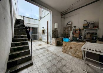 Scale - Casa indipendente Via Mesagne
 
123, San Pietro Vernotico - foto 17