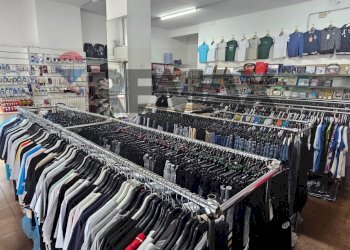 Cabina armadio - Commercial Activity VIA SANREMO
8, San Giuliano Milanese - photo 6