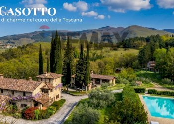 Piscina - Agriturismo via di vallebona
 
83, Chiusi della Verna - foto 1