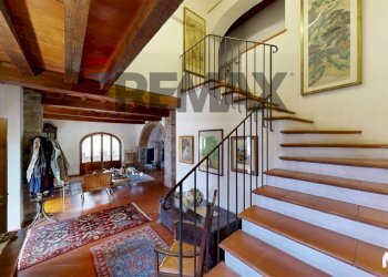 Scale - Agriturismo via di vallebona
 
83, Chiusi della Verna - foto 36