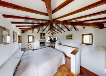 Camera / camera da letto - Agriturismo via di vallebona
 
83, Chiusi della Verna - foto 48