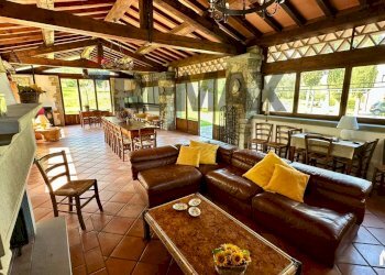 Sala da pranzo - Agriturismo via di vallebona
 
83, Chiusi della Verna - foto 56