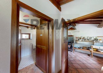 Hall / corridoio - Agriturismo via di vallebona
 
83, Chiusi della Verna - foto 58