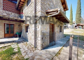 Casa all\'aperto - Agriturismo via di vallebona
 
83, Chiusi della Verna - foto 62
