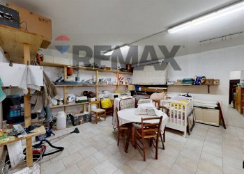 Dispensa di stoccaggio - Agriturismo via di vallebona
 
83, Chiusi della Verna - foto 75