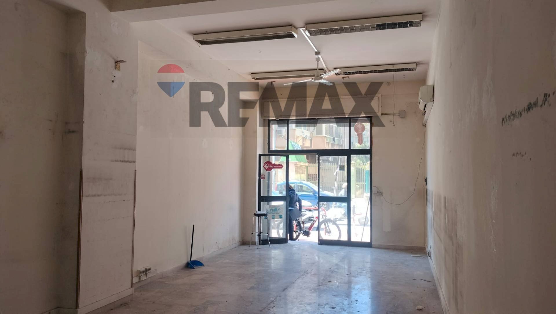 Stanza vuota - Negozio via Santuario di Cruillas
 
25, Palermo - foto 2