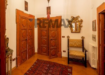 Hall / corridoio - Casa indipendente Vito Luciani
 
16, Acquaviva delle Fonti - foto 17