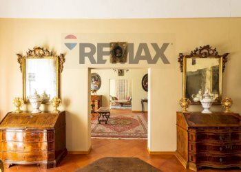 Hall / corridoio - Casa indipendente Vito Luciani
 
16, Acquaviva delle Fonti - foto 20