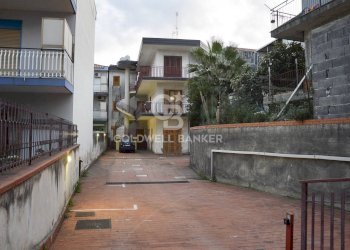Foto 8 - Trilocale Via Toti
 
4, Acireale - foto 8