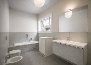 Bagno - Villa via Don E. Adami, 38, Alzano Lombardo - foto 21