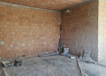 Stanza non arredata - Negozio via Orlando Argentesi, Medicina - foto 14