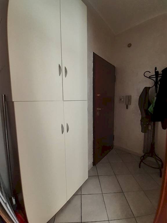Ingresso - Monolocale via San Donato, 3, Torino (zona San Donato) - foto 2