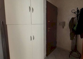 Ingresso - Monolocale via San Donato, 3, Torino (zona San Donato) - foto 2