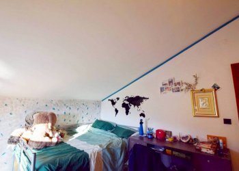 Camera da letto - Casa indipendente Mondovì - foto 27