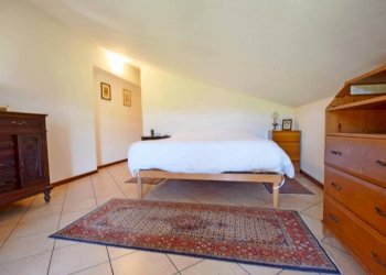 Camera da letto - Casa indipendente Mondovì - foto 28