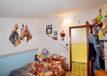Camera da letto - Casa indipendente Mondovì - foto 24