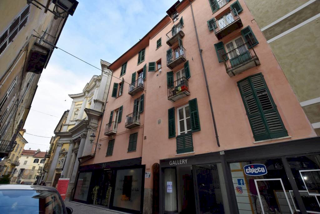 Zona - Appartamento via Sant'Agostino, 22, Mondovì - foto 1