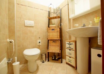 Bagno - Quadrilocale via Giacomo Leopardi, Mondovì - foto 15