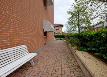Cortile interno - Quadrilocale via Giacomo Leopardi, Mondovì - foto 20